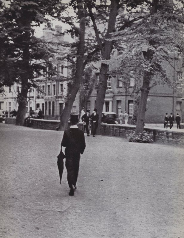Eton, Mezi školami (černobílá fotografie) od Laszlo Moholy Nagy
