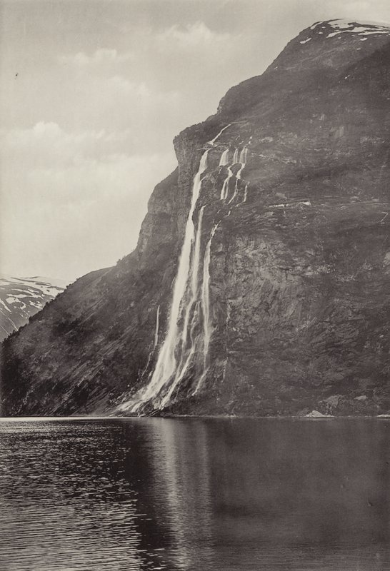 Sedm sester (Vodopád) Geiranger (č/b foto) od Norwegian Photographer