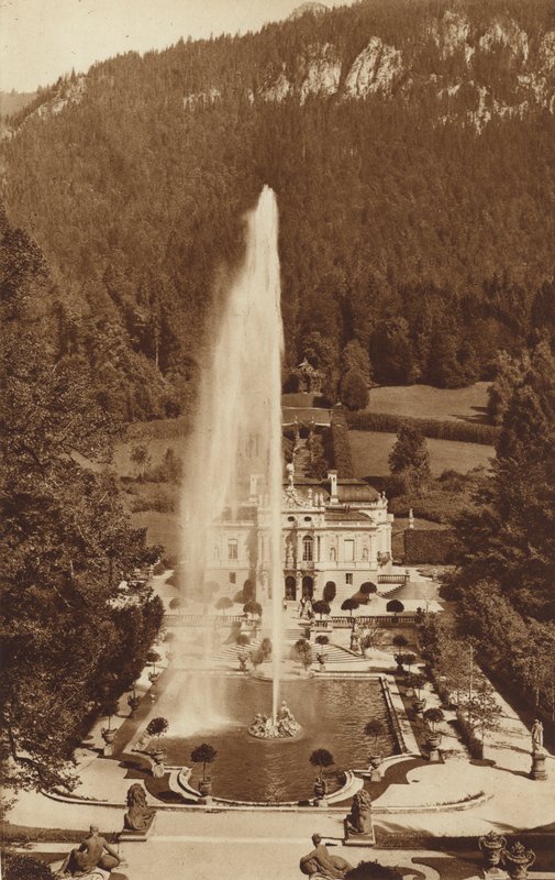 Bavorský královský zámek Linderhof, nedaleko Oberammergau od Otto Ballerstedt