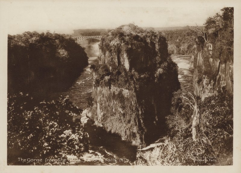 The Gorge from the Hotel, Victoria Falls (č/b foto) od Percy M. Clark