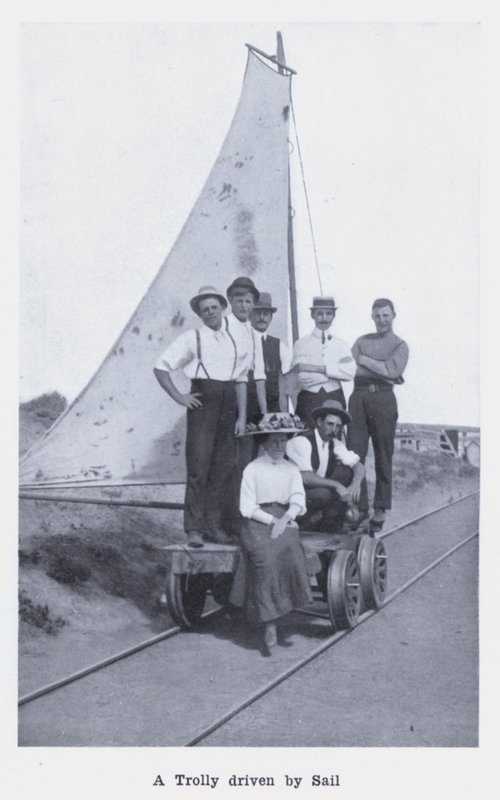 Trolický vozítko Sail (černobílá fotografie) od Photographer Australian