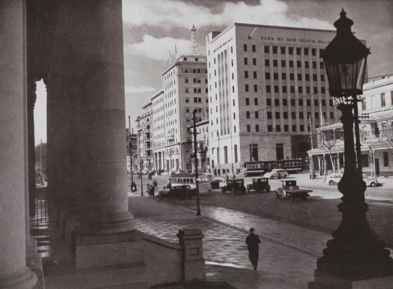 Pohled na North Terrace, Adelaide, Jižní Austrálie (černobílá fotografie) od Photographer Australian
