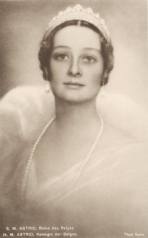 Astrid Švédská, belgická královna, choť Leopolda III. Belgického (černobílá fotografie) od Photographer Belgian
