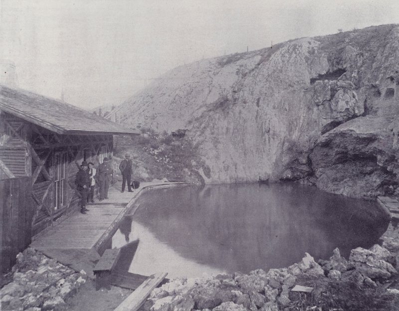 Kanada: The Basin, Hot Springs, Banff (č/b foto) od Photographer Canadian