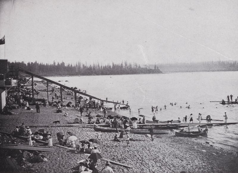 English Bay, Vancouver (černobílá fotografie) od Photographer Canadian