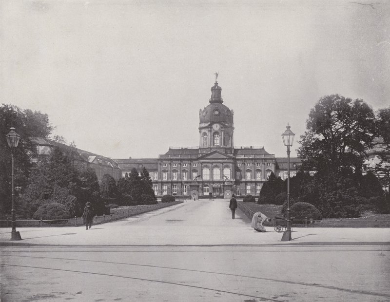 Charlottenburg, městský palác (černobílá fotografie) od Photographer German