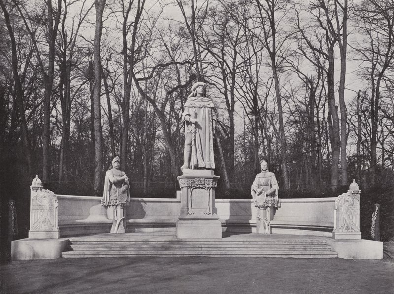 Památník v Siegesallee, kurfiřt Friedrich I. (černobílá fotografie) od Photographer German