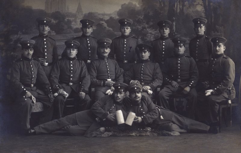 Skupina vojáků německé armády (č/b foto) od Photographer German