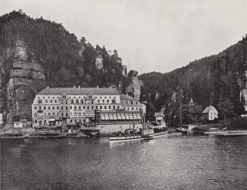 Herrskretschen (černobílá fotografie) od Photographer German