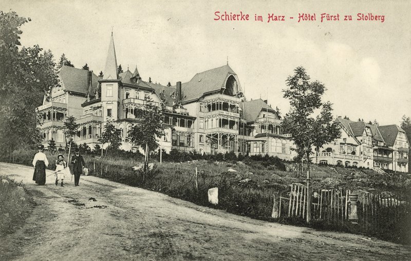 Hotel Furst zu Stolberg, Schierke, pohoří Harz, Německo (černobílá fotografie) od Photographer German