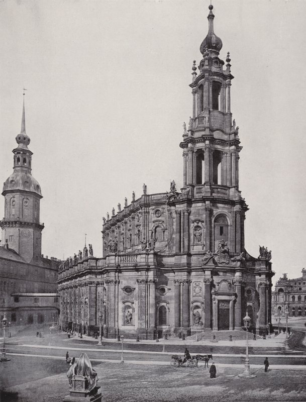 Katolický dvorní kostel (černobílá fotografie) od Photographer German