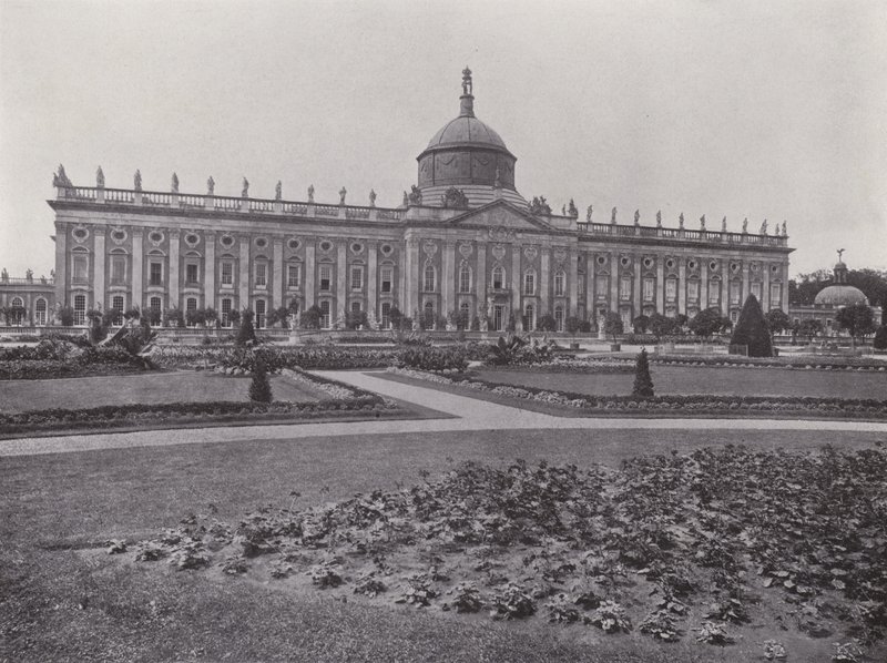 Postupim, Nový palác (černobílá fotografie) od Photographer German