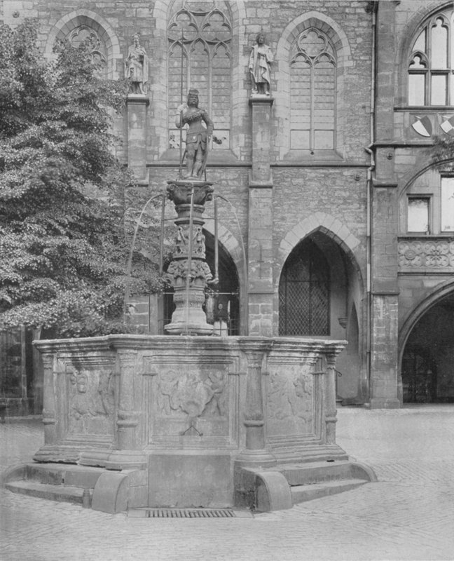 Rolandsbrunnen (černobílá fotografie) od Photographer German