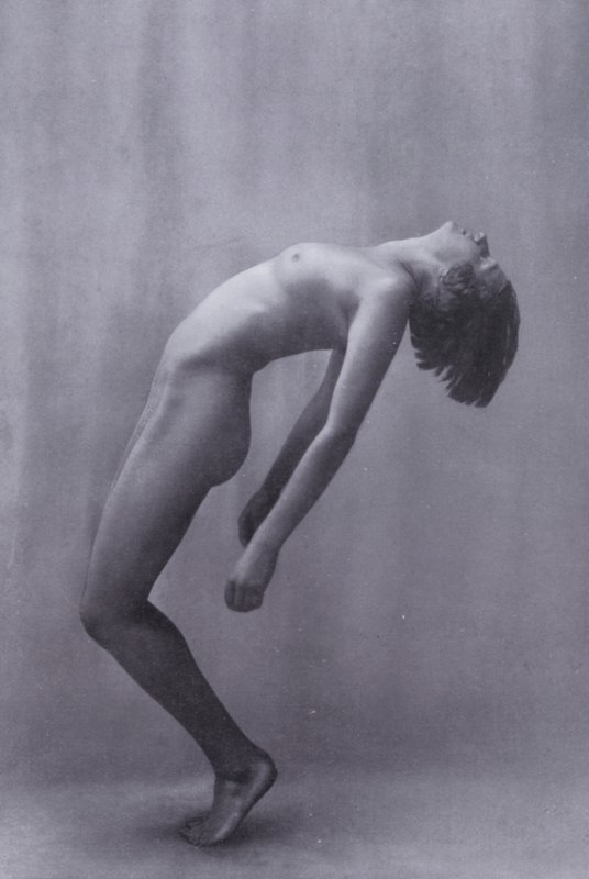 Krásné tělo, tělesná kultura pro ženy (černobílá fotografie) od Photographer German