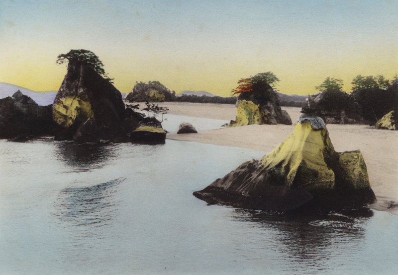 Japonsko, kolem roku 1912: Matsushima, ve vnitrozemském moři jedna ze tří známých scén Japonska (foto) od Photographer Japanese