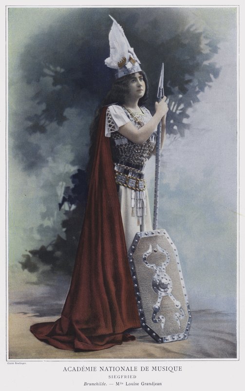 Louise Grandjean jako Brunnhilda v Siegfriedovi (kolorovaná fotografie) od Reutlinger Studio