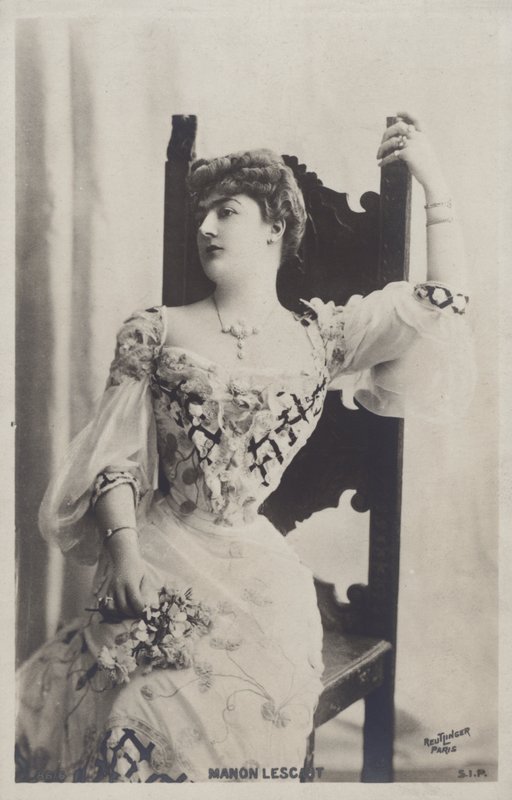 Manon Lescaut od Reutlinger Studio