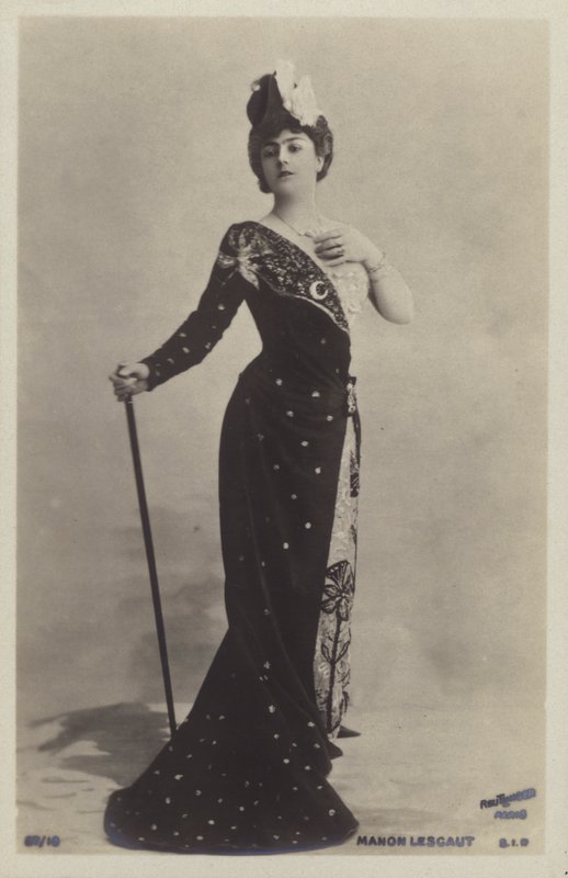 Manon Lescaut od Reutlinger Studio