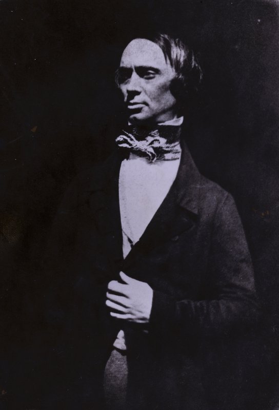 William Borthwick Johnstone, skotský umělec a první kurátor National Gallery of Scotland (č/b foto) od Scottish Photographer