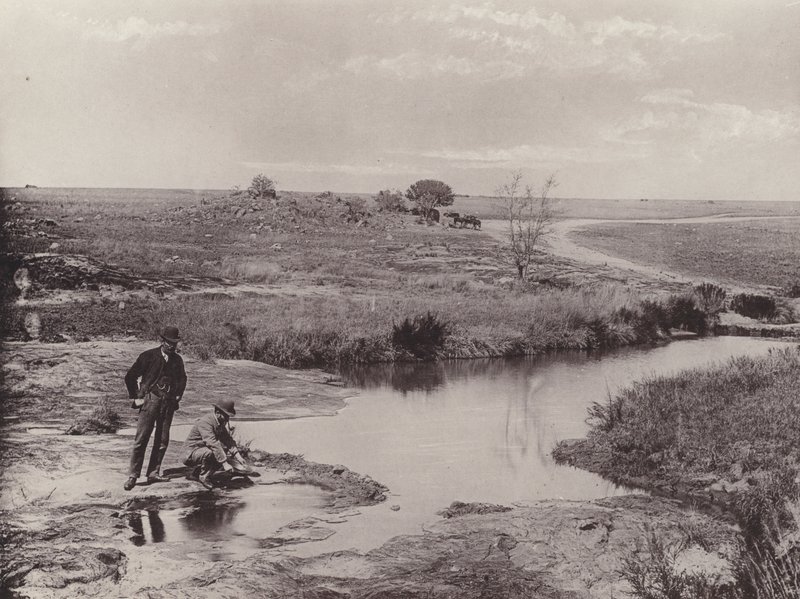 Rýžování rudy k objevování zlata (černobílá fotografie) od South African Photographer