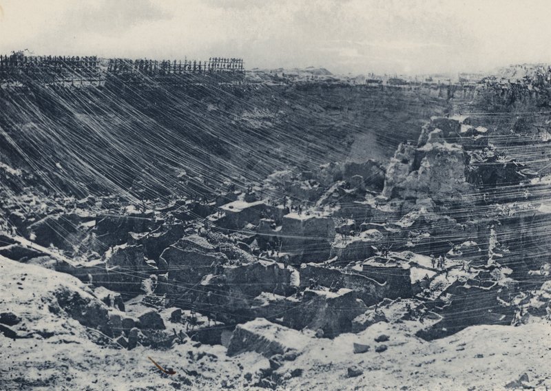 Scény za starých časů, důl Kimberley v roce 1874 (černobílá fotografie) od South African Photographer