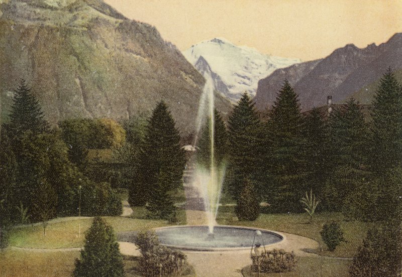 Bernská vysočina: Interlaken, Kurgarten (barevné foto) od Swiss Photographer