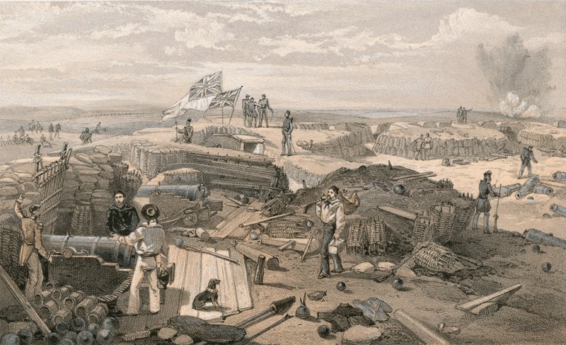 Interiér Redanu, zachycený z jeho levého obličeje při pohledu na výběžek, při pohledu na jih od William Crimea Simpson