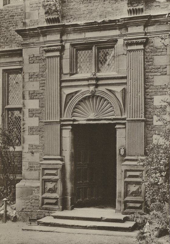 Doorway, Aston Hall, Warwickshire (černobílá fotografie) od William Galsworthy Davie