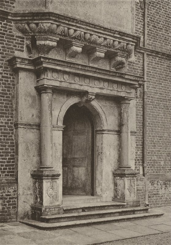 Doorway, The South Wing, Cobham Hall (č/b foto) od William Galsworthy Davie