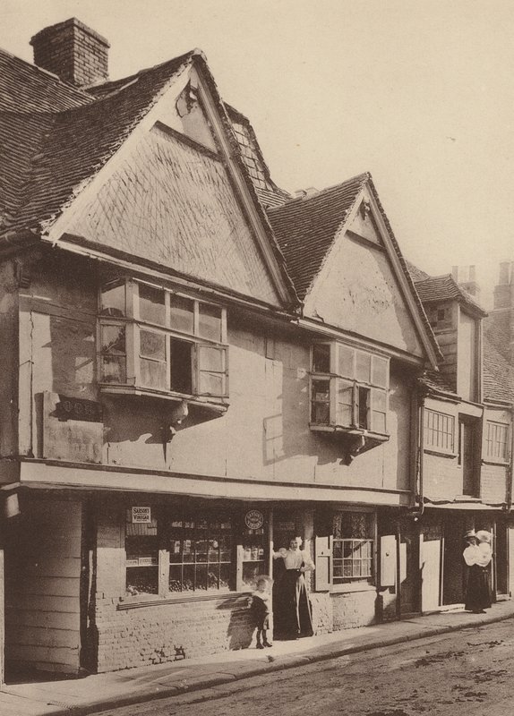 V North Lane, Canterbury, Kent (čb fotografie) od William Galsworthy Davie