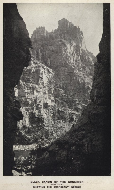 Canyons of Colorado: Black Canon of the Gunnison, boční pohled, ukazující jehlu Curecanti (černobílá fotografie) od William Henry Jackson