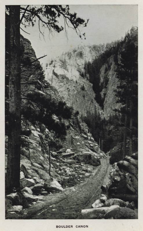 Canyons of Colorado: Boulder Canon (černobílá fotografie) od William Henry Jackson