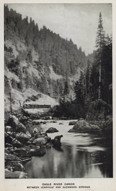 Kaňony Colorada: Eagle River Canon, mezi Leadville a Glenwood Springs (černobílá fotografie) od William Henry Jackson