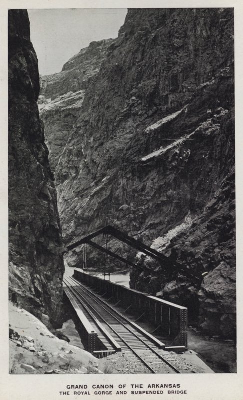 Canyons of Colorado: Grand Canon of the Arkansas, The Royal Gorge a Suspended Bridge (č/b fotografie) od William Henry Jackson