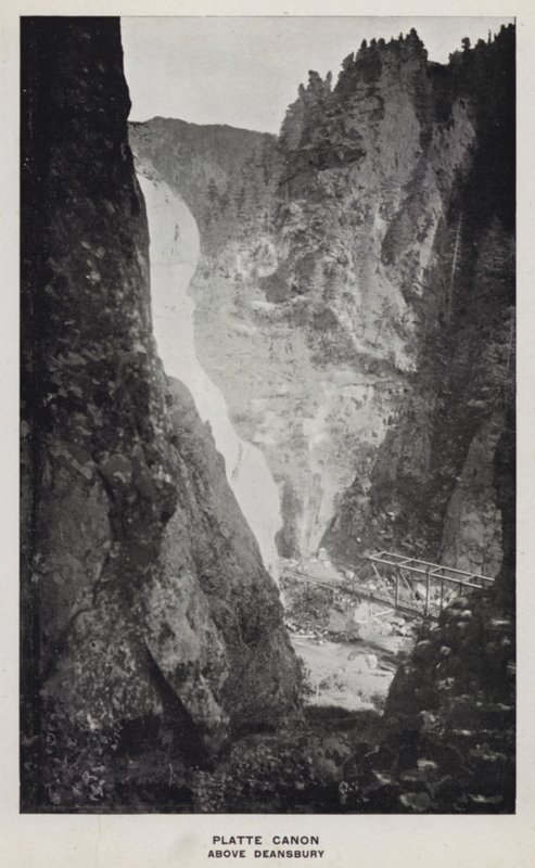 Canyons of Colorado: Platte Canon, Above Deansbury (černobílá fotografie) od William Henry Jackson