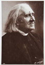 Hudba. Maďarský skladatel Franz Liszt. Foto: P. Nadar, asi 1880-85 (čb fotografie)