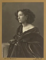 Portrét Sarah Bernhardt v roce 1864 od Nadar