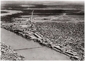 Bagdád z letadla, Irák, 1925