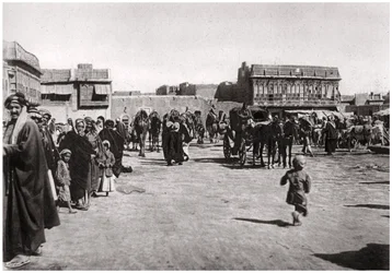 Náměstí bazaru v Basře, Irák, 1925