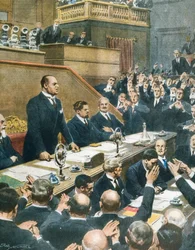 Mussolini oznamuje alianci mezi čtyřmi západními mocnostmi do Senátu, Achille Beltrame (1871-1945) z La Domenica del Corriere, 7.