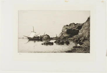Rybářské plavidlo poblíž útesů v Collioure