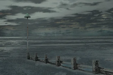 Plážová procházka, Leigh-on-Sea, 2018 (ručně malovaná fotografie)