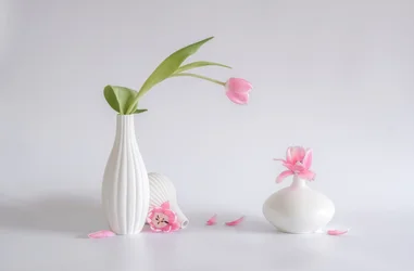 Jemné růžové aranžmá tulipánů