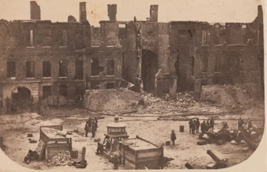 Evakuace Fort Sumter, duben 1861, duben 1861.