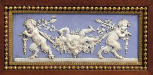 Panel z konzoly Napoleon III, na způsob Jacoba, od Maison Millet, Paříž, kolem roku 1865 (jasperové zboží namontované na ormolu, mahagon a intarzie) (detail z 362841)