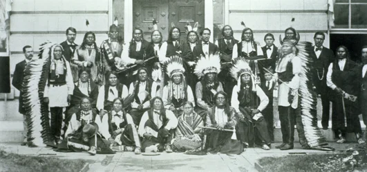 Indiánská delegace siouxských vůdců ve Washingtonu, D.C., protestující proti porušení smlouvy z Fort Laramie z roku 1868