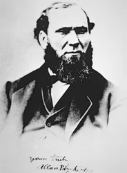 Portrét Allana Pinkertona, zakladatele Pinkertonovy národní detektivní agentury v roce 1850 (černobílá fotografie)