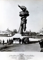 Ruka a pochodeň Sochy svobody, 1876