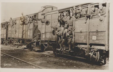 Američtí mariňáci ve Francii odešli do tábora, 1917-19