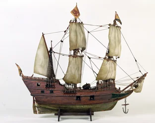 Model půlměsíce, Henry Hudsons Ship, 1825-1900 (dřevo, plátno, kov, barva, provázek)